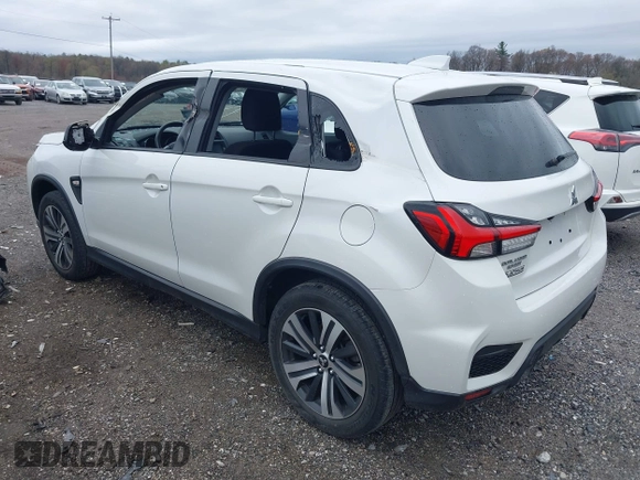 2020 Mitsubishi Outlander Sport ES 2.0 with VIN JA4AP3AU6LU012910, listed as a IAAI auction lot 41962005 with 39,322 mi miles. Bid and sale history available at carsss.com. Image 3.