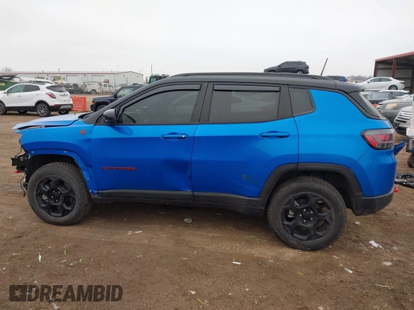 2023 Jeep Compass Trailhawk with VIN 3C4NJDDN8PT551998, listed as a IAAI auction lot 41188039 with 6,531 mi miles and . Bid and sale history available at DreamBid. Image 15.
