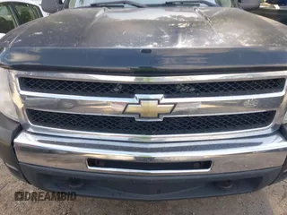 2011 Chevrolet Silverado 1500 LT with VIN 1GCRKSE35BZ413126, listed as a IAAI auction lot 42185963 with 223,132 mi miles and . Bid and sale history available at DreamBid. Image 6.