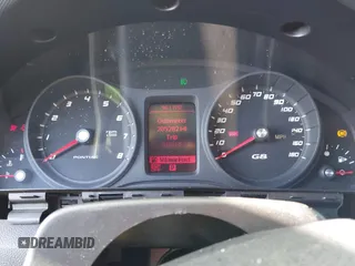 2009 Pontiac G8 with VIN 6G2ER57779L164764, listed as a IAAI auction lot 41178467 with 205,282 mi miles. Bid and sale history available at carsss.com. Image 7.