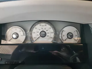 2019 Rolls-Royce Dawn z VIN SCA666D58KU115921, wystawiony jako Copart lot #73912984 z przebiegiem Nie podano mil oraz Szkody całkowita. Historia ofert i sprzedaży dostępna na DreamBid. Obrazek 9.
