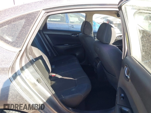 2018 Nissan Sentra S z VIN 3N1AB7AP4JY293236, wystawiony jako IAAI lot #41546252 z przebiegiem 110 527 mil mil oraz . Historia ofert i sprzedaży dostępna na DreamBid. Obrazek 8.