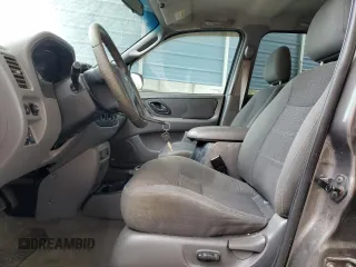 2002 Ford Escape XLT Choice with VIN 1FMYU04152KD42217, listed as a Copart auction lot 78302074 with 234,472 mi miles and Salvage Title. Bid and sale history available at carsss.com. Image 7.