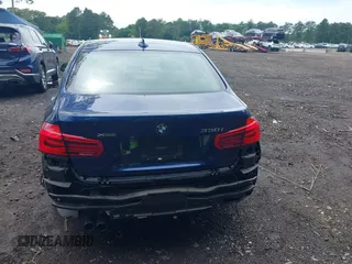 2018 BMW 3 Series 330i xDrive with VIN WBA8D9C52JA608243, listed as a IAAI auction lot 42630988 with 48,015 mi miles and . Bid and sale history available at DreamBid. Image 16.