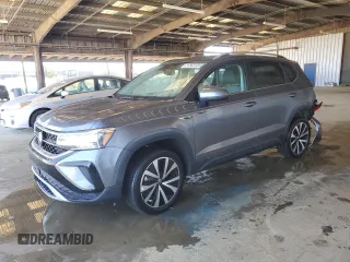 2024 Volkswagen Taos SE z VIN 3VVSX7B29RM048720, wystawiony jako Copart lot #58535855 z przebiegiem 26 204 mil mil oraz Szkody całkowita. Historia ofert i sprzedaży dostępna na DreamBid. Obrazek 1.