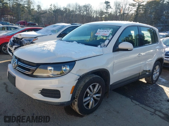 2013 Volkswagen Tiguan SE z VIN WVGBV3AX3DW608410, wystawiony jako IAAI lot #41397876 z przebiegiem 119 867 mil mil oraz . Historia ofert i sprzedaży dostępna na DreamBid. Obrazek 2.