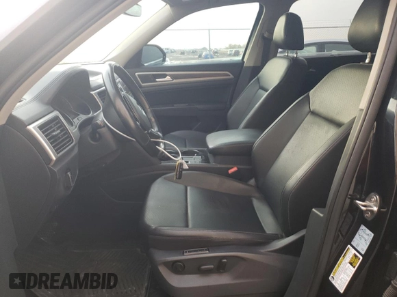 2018 Volkswagen Atlas SEL with VIN 1V2ER2CA3JC543336, listed as a Copart auction lot 88671255 with 141,195 mi miles and Clean title. Bid and sale history available at DreamBid. Image 7.