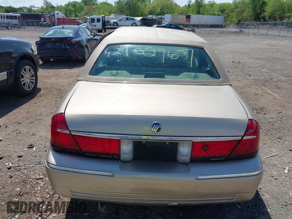 2000 Mercury Grand Marquis GS z VIN 2MEFM74W3YX610461, wystawiony jako IAAI lot #42162767 z przebiegiem 181 400 mil mil oraz . Historia ofert i sprzedaży dostępna na DreamBid. Obrazek 16.