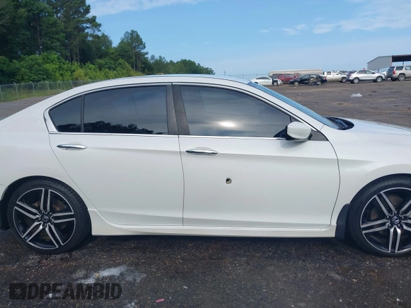 2016 Honda Accord Sport with VIN 1HGCR2F5XGA177730, listed as a IAAI auction lot 42367078 with 186,502 mi miles and . Bid and sale history available at DreamBid. Image 14.