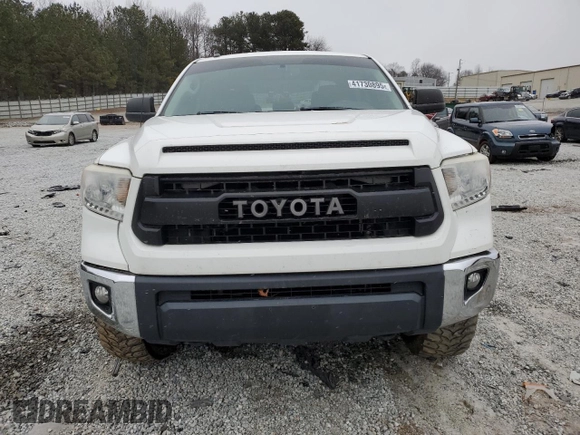2015 Toyota Tundra SR5 z VIN 5TFDY5F16FX477863, wystawiony jako Copart lot #41730895 z przebiegiem 138 040 mil mil oraz Szkoda całkowita • Salvage title. Historia ofert i sprzedaży dostępna na DreamBid. Obrazek 5.