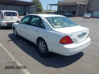 2001 Toyota Avalon XL z VIN 4T1BF28B51U168456, wystawiony jako IAAI lot #42093996 z przebiegiem 276 229 mil mil oraz . Historia ofert i sprzedaży dostępna na DreamBid. Obrazek 3.
