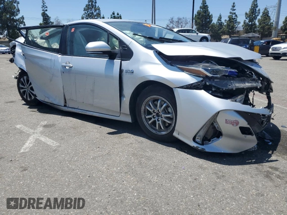 2021 Toyota Prius LE z VIN JTDKAMFPXM3169514, wystawiony jako Copart lot #63255095 z przebiegiem 49 546 mil mil oraz Szkoda całkowita • Salvage title. Historia ofert i sprzedaży dostępna na DreamBid. Obrazek 4.