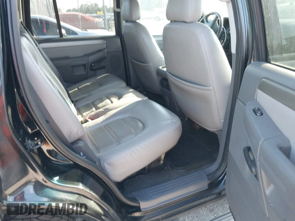 2005 Ford Explorer XLT with VIN 1FMZU73K35UB35552, listed as a IAAI auction lot 42513346 with Not provided miles and . Bid and sale history available at DreamBid. Image 8.