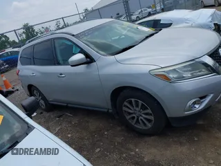 2015 Nissan Pathfinder Platinum with VIN 5N1AR2MM4FC696576, listed as a IAAI auction lot 42501667 with 248,268 mi miles and . Bid and sale history available at DreamBid. Image 13.