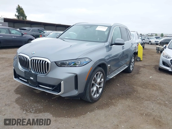 2024 BMW X5 xDrive40i with VIN 5UX23EU08R9U20717, listed as a IAAI auction lot 42392632 with 42,085 mi miles and . Bid and sale history available at DreamBid. Image 17.