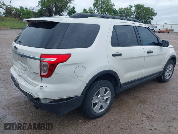 2011 Ford Explorer with VIN 1FMHK8B85BGA69111, listed as a IAAI auction lot 42574667 with 288,841 mi miles and . Bid and sale history available at DreamBid. Image 4.