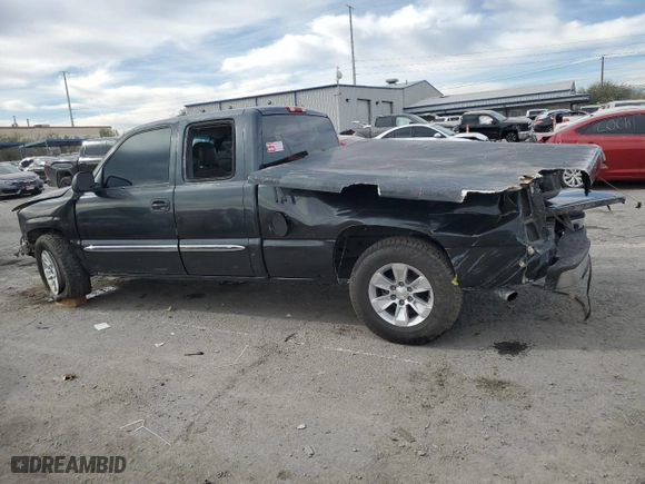2004 GMC Sierra 1500 SLE with VIN 2GTEC19T441113797, listed as a Copart auction lot 86923574 with 156,426 mi miles and Salvage Title. Bid and sale history available at carsss.com. Image 2.