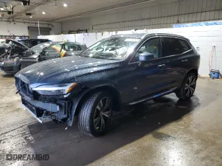 2023 Volvo XC60 Plus Bright Theme with VIN YV4L12RN2P1289100, listed as a Copart auction lot 86898924 with 25,282 mi miles and Salvage Title. Bid and sale history available at carsss.com. Image 1.