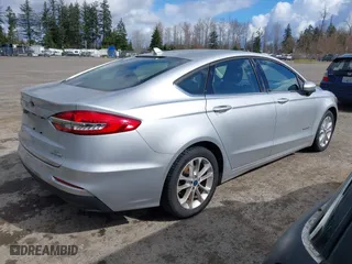 2019 Ford Fusion Hybrid SE with VIN 3FA6P0LU8KR235274, listed as a IAAI auction lot 41815405 with 49,850 mi miles. Bid and sale history available at carsss.com. Image 4.