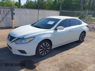 2018 Nissan Altima 2.5 S with VIN 1N4AL3AP1JC138029, listed as a IAAI auction lot 42039412 with 169,727 mi miles. Bid and sale history available at carsss.com. Image 2.