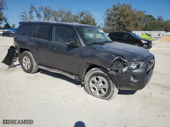 2018 Toyota 4Runner SR5 with VIN JTEZU5JR4J5180721, listed as a Copart auction lot 48403925 with 89,861 mi miles and Salvage Title. Bid and sale history available at carsss.com. Image 4.