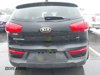 2015 Kia Sportage EX z VIN KNDPC3AC5F7785714, wystawiony jako IAAI lot #42242490 z przebiegiem 199 706 mil mil oraz . Historia ofert i sprzedaży dostępna na DreamBid. Obrazek 18.