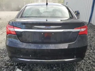 2011 Chrysler 200 Touring z VIN 1C3BC1FG6BN502855, wystawiony jako Copart lot #54063735 z przebiegiem 110 580 mil mil oraz Czysty tytuł • Clean title. Historia ofert i sprzedaży dostępna na DreamBid. Obrazek 6.