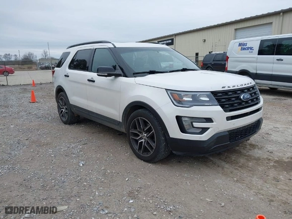 2016 Ford Explorer Sport with VIN 1FM5K8GT2GGA82759, listed as a IAAI auction lot 41471239 with 139,943 mi miles. Bid and sale history available at carsss.com. Image 1.