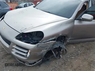 2008 Porsche Cayenne S с VIN WP1AB29PX8LA50620, выставлен на аукционе IAAI как лот 42000403 с пробегом Не указан миль и . История ставок и продаж доступна на DreamBid. Изображение 6.