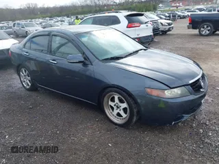 2005 Acura TSX with VIN JH4CL96885C003254, listed as a IAAI auction lot 41842574 with 213,111 mi miles. Bid and sale history available at carsss.com. Image 1.