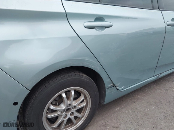 2016 Toyota Prius Four with VIN JTDKARFU2G3028881, listed as a IAAI auction lot 41391646 with 147,335 mi miles. Bid and sale history available at carsss.com. Image 20.