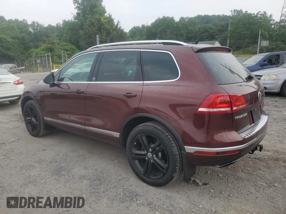 2017 Volkswagen Touareg Wolfsburg Edition с VIN WVGRF7BPXHD005361, выставлен на аукционе Copart как лот 59959415 с пробегом 24 982 миль миль и Списание • Salvage title. История ставок и продаж доступна на DreamBid. Изображение 2.