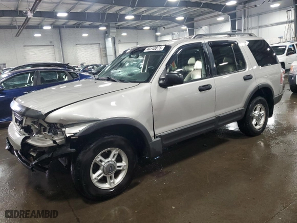 2003 Ford Explorer XLT with VIN 1FMZU73K43ZA65723, listed as a Copart auction lot 44142875 with 196,120 mi miles and Salvage Title. Bid and sale history available at carsss.com. Image 1.