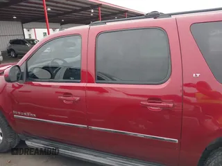 2011 Chevrolet Suburban LT with VIN 1GNSCJE07BR323241, listed as a IAAI auction lot 41548258 with 262,547 mi miles. Bid and sale history available at carsss.com. Image 14.