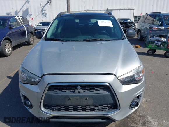 2013 Mitsubishi Outlander Sport LE with VIN 4A4AR5AU2DE022494, listed as a IAAI auction lot 42158945 with 130,739 mi miles. Bid and sale history available at carsss.com. Image 6.