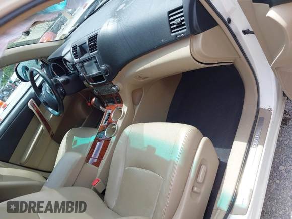 2013 Toyota Highlander Limited with VIN 5TDDK3EHXDS277513, listed as a IAAI auction lot 42506268 with 246,346 mi miles and . Bid and sale history available at DreamBid. Image 5.