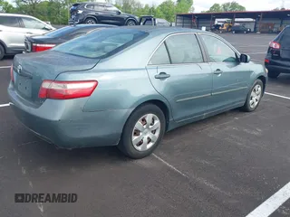 2008 Toyota Camry LE with VIN 4T1BE46K48U769370, listed as a IAAI auction lot 42088872 with 180,289 mi miles. Bid and sale history available at carsss.com. Image 4.
