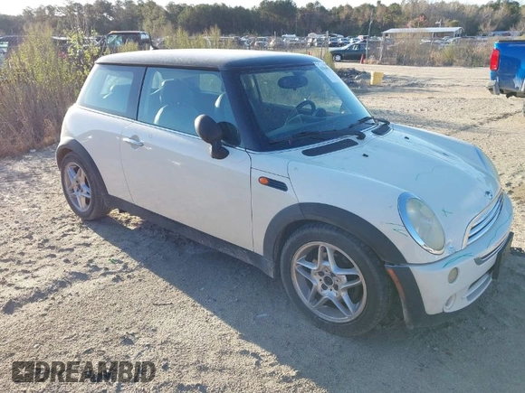 2006 MINI Hardtop with VIN WMWRC335X6TK16871, listed as a IAAI auction lot 41846929 with 145,709 mi miles and . Bid and sale history available at DreamBid. Image 1.