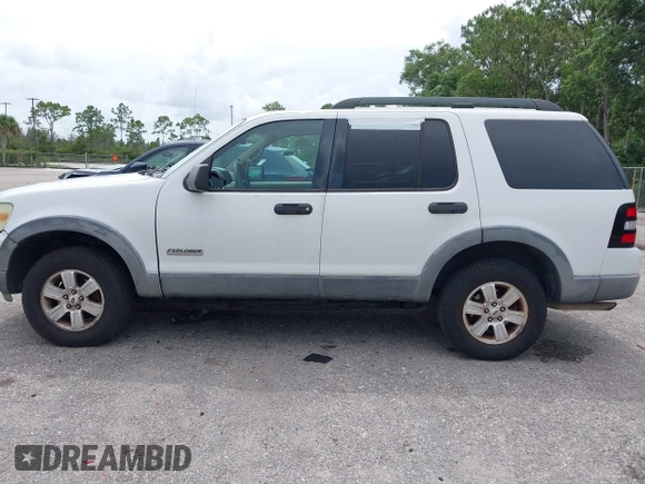 2006 Ford Explorer XLT с VIN 1FMEU73836UB19212, выставлен на аукционе IAAI как лот 42771892 с пробегом 168 113 миль миль и . История ставок и продаж доступна на DreamBid. Изображение 14.