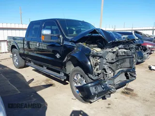2016 Ford F-250 Lariat z VIN 1FT7W2BT3GEA26556, wystawiony jako IAAI lot #41654334 z przebiegiem 179 248 mil mil oraz . Historia ofert i sprzedaży dostępna na DreamBid. Obrazek 1.