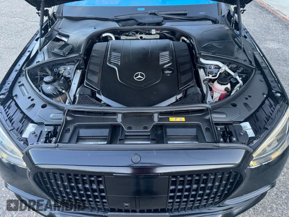 2022 Mercedes-Benz S 580 с VIN W1K6G7GB4NA149895, выставлен на аукционе Copart как лот 57361415 с пробегом 74 569 миль миль и Чистый • Clean title. История ставок и продаж доступна на DreamBid. Изображение 7.