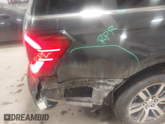 2024 Ford Expedition Max Limited z VIN 1FMJK2A87REA19915, wystawiony jako IAAI lot #41631282 z przebiegiem 37 606 mil mil oraz . Historia ofert i sprzedaży dostępna na DreamBid. Obrazek 6.