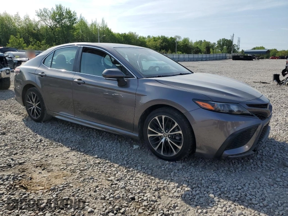 2022 Toyota Camry SE with VIN 4T1G11AK8NU662762, listed as a Copart auction lot 53463765 with 56,116 mi miles and Salvage Title. Bid and sale history available at carsss.com. Image 4.