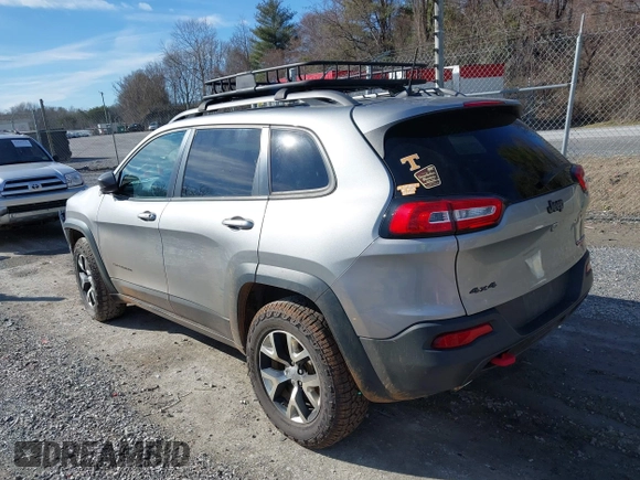 2016 Jeep Cherokee Trailhawk z VIN 1C4PJMBB6GW335837, wystawiony jako IAAI lot #41547478 z przebiegiem 236 483 mil mil oraz . Historia ofert i sprzedaży dostępna na DreamBid. Obrazek 3.