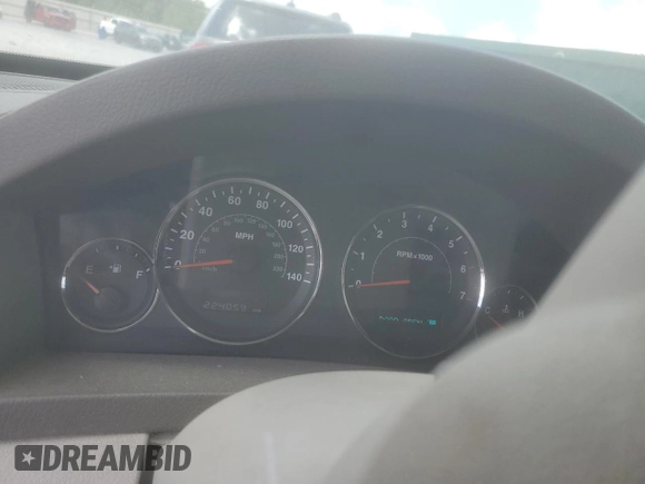 2007 Jeep Grand Cherokee Overland with VIN 1J8HR68227C579883, listed as a Copart auction lot 65282225 with 224,059 mi miles and Clean title. Bid and sale history available at DreamBid. Image 9.