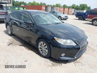 2013 Lexus ES 300h with VIN JTHBW1GG9D2024838, listed as a IAAI auction lot 42632150 with 128,318 mi miles and . Bid and sale history available at DreamBid. Image 1.