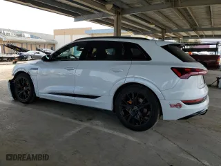 2022 Audi e-tron Chronos with VIN WA1VABGE8NB024505, listed as a Copart auction lot 47444995 with 45,476 mi miles and Salvage Title. Bid and sale history available at carsss.com. Image 2.