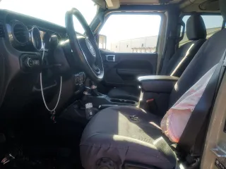 2022 Jeep Gladiator Willys with VIN 1C6HJTAG8NL170875, listed as a Copart auction lot 42949515 with 27,770 mi miles and Salvage title. Bid and sale history available at DreamBid. Image 7.