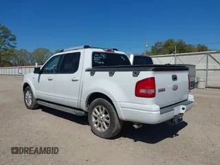 2007 Ford Explorer Sport Trac Limited z VIN 1FMEU33887UA07578, wystawiony jako IAAI lot #41777150 z przebiegiem 221 223 mil mil oraz . Historia ofert i sprzedaży dostępna na DreamBid. Obrazek 3.