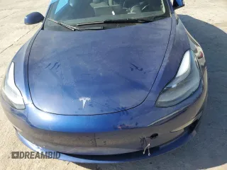 2023 Tesla Model 3 z VIN 5YJ3E1EA6PF649934, wystawiony jako Copart lot #47597395 z przebiegiem Nie podano mil oraz Szkoda całkowita • Salvage title. Historia ofert i sprzedaży dostępna na DreamBid. Obrazek 11.